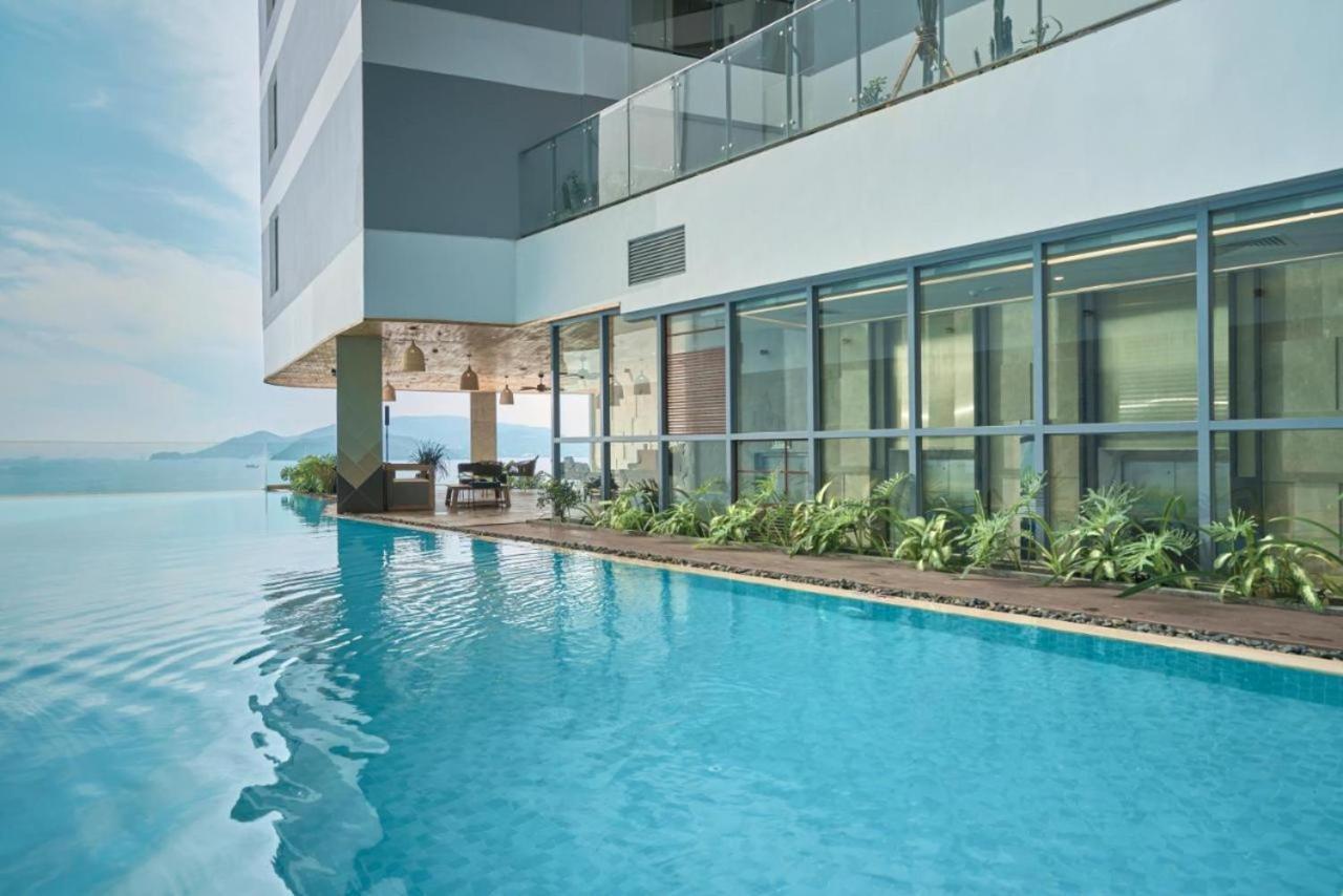 Panorama Beachfront Nha Trang Exterior foto