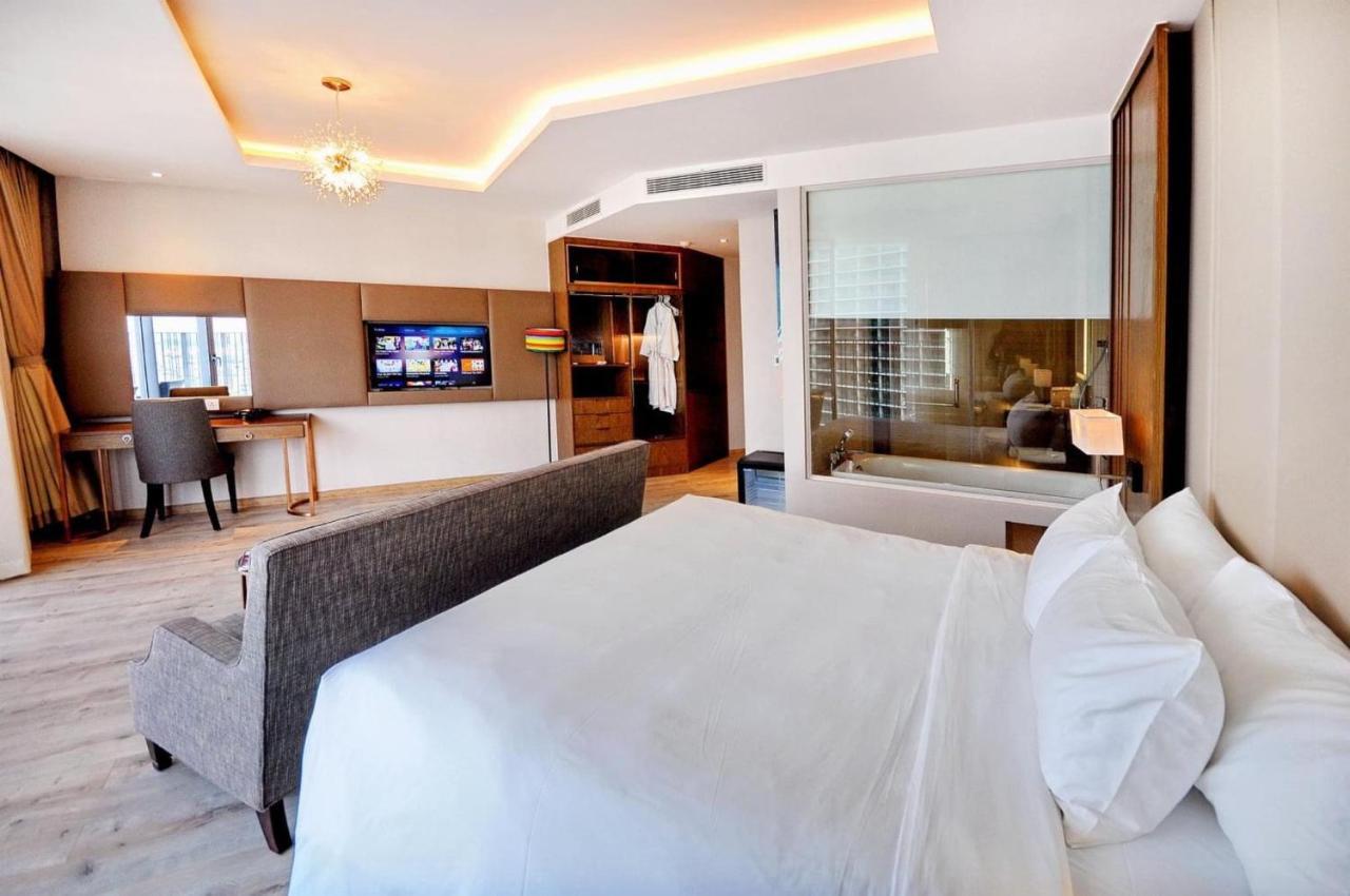 Panorama Beachfront Nha Trang Exterior foto
